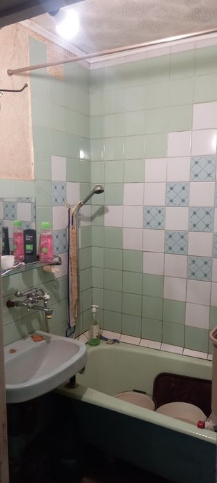 Продам 3ёх.ком. кв.Л.Б. 2/9 70м².10мик ОСББ..