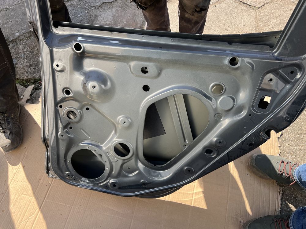 Drzwi prawy tył SEAT Arona 6F9