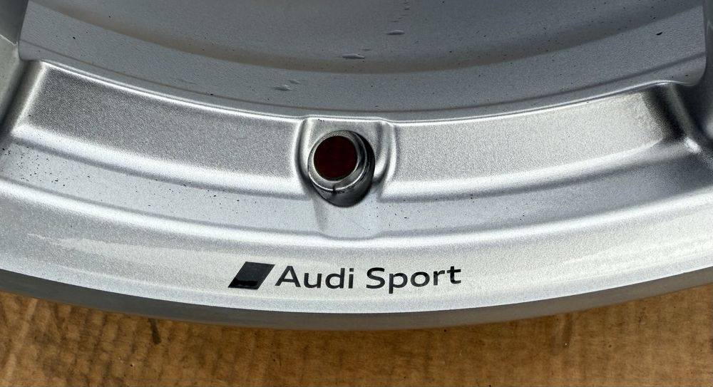 Oryginalne felgi Audi S3 A3 A4 A6 19" 5x112 8Y 8V 8P ET49 s-line