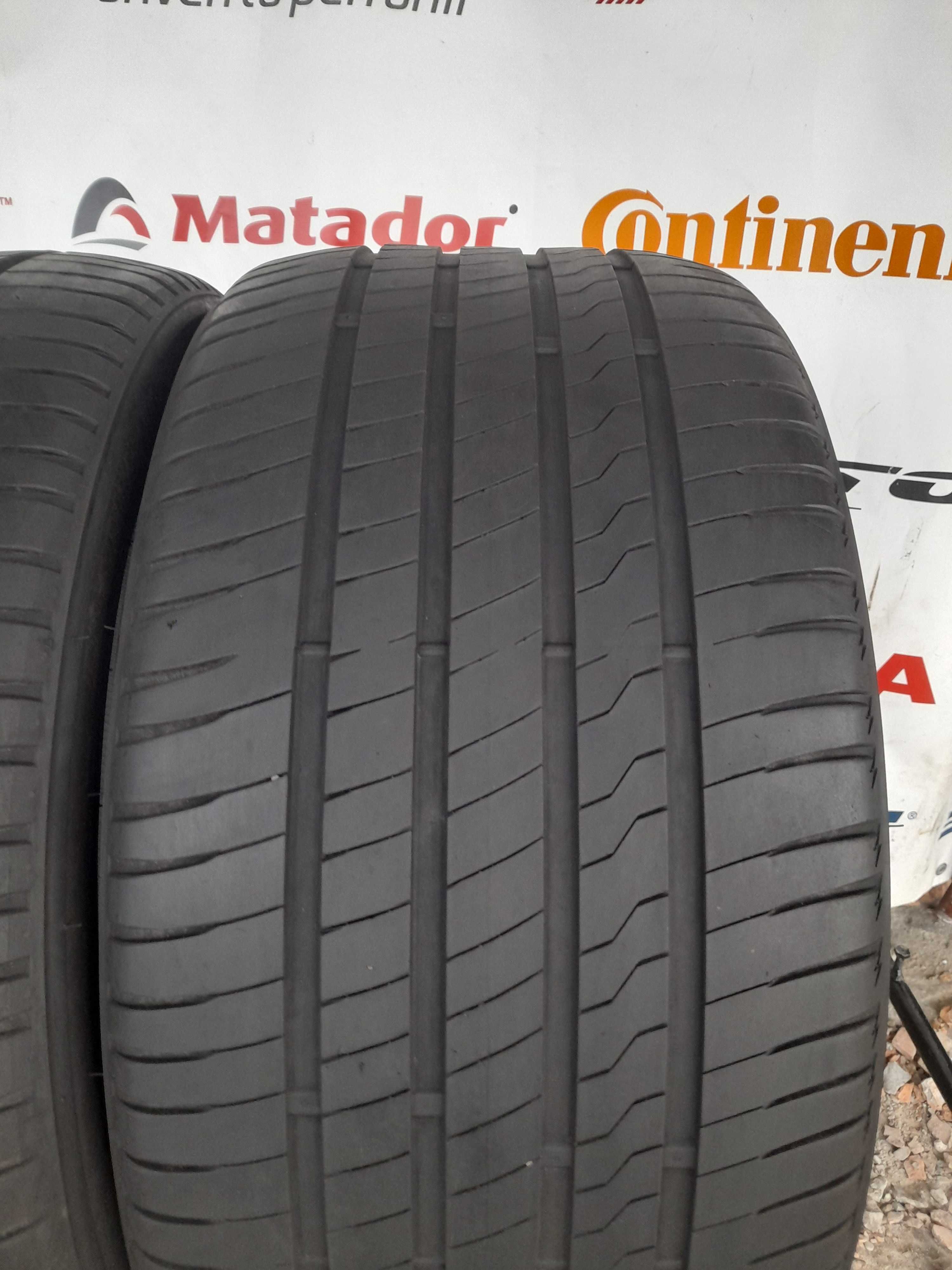 Літні шини 295/35 R21 Firestone roadhawk