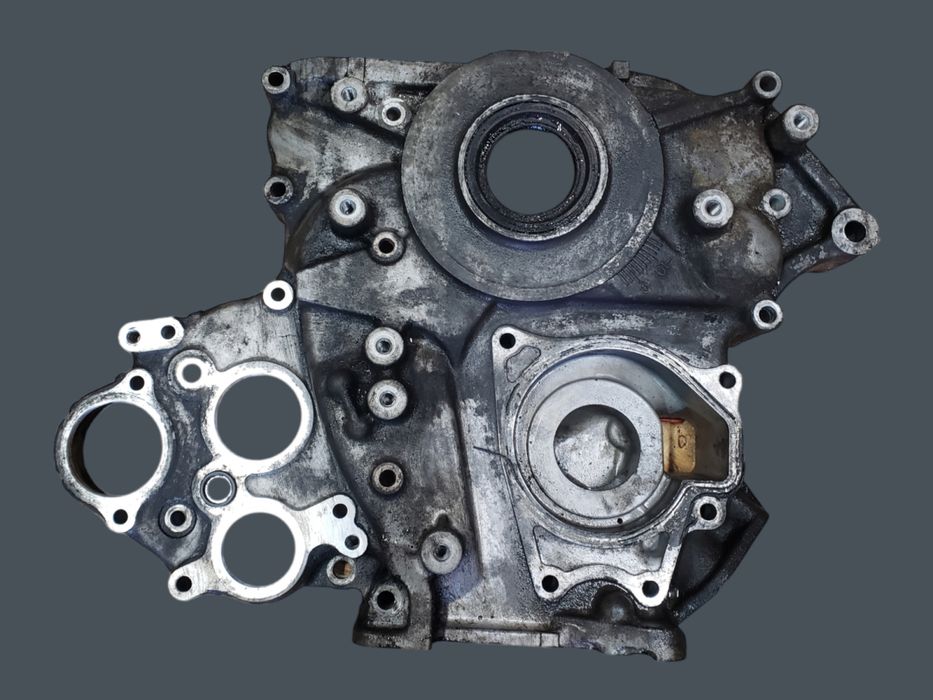 Передняя крышка двигателя 4M41 Mitsubishi Pajero 3 3.2 разборка