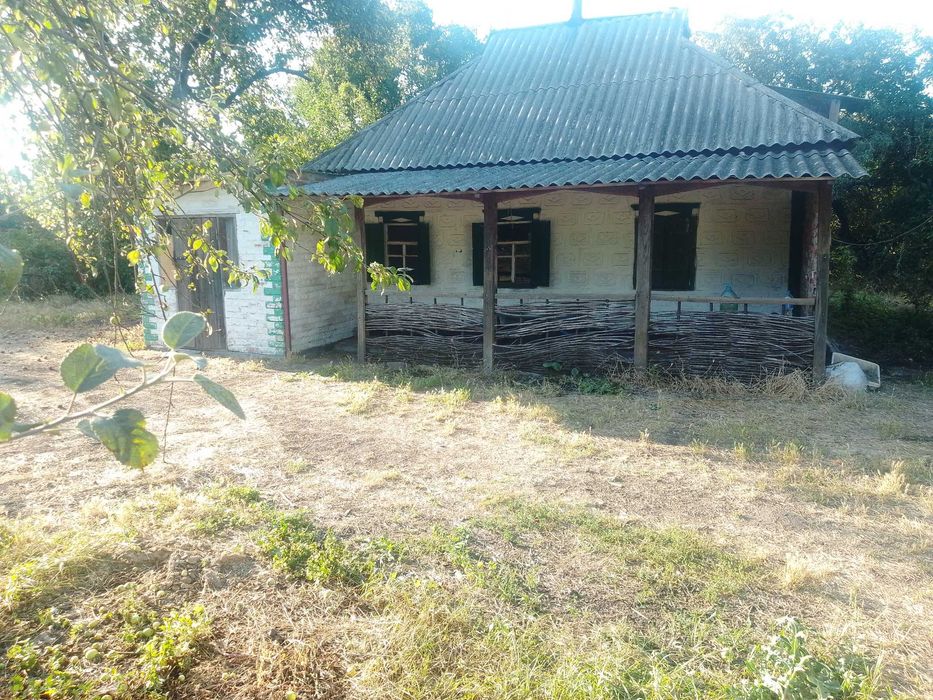 Сдам  ХАТУ(2-две) продам с участками Новая  Галещина