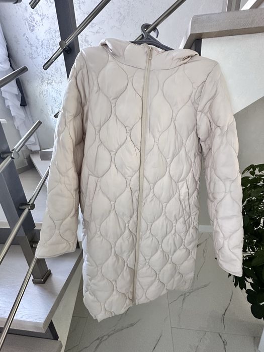 Жіноча осінньо-весняна куртка