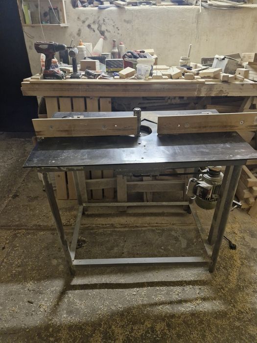 Frezarka dolnowrzecionowa