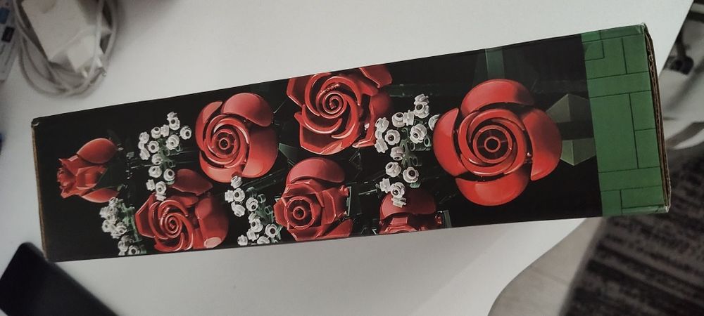 Nowe klocki bukiet róż kompatybilne z Lego na prezent zaręczyny ślub