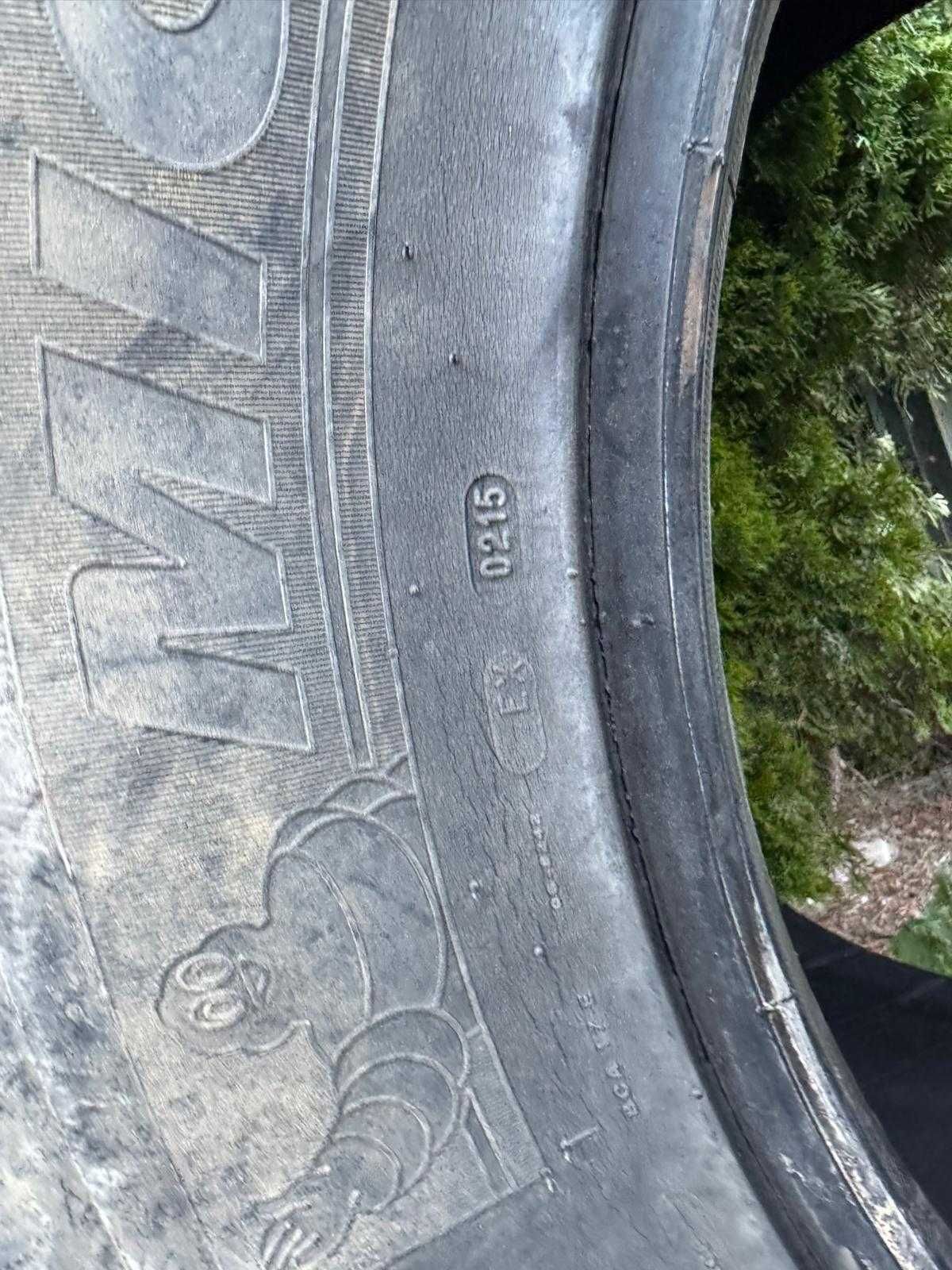 Opona Michelin XeoBib VF 520/60 r28