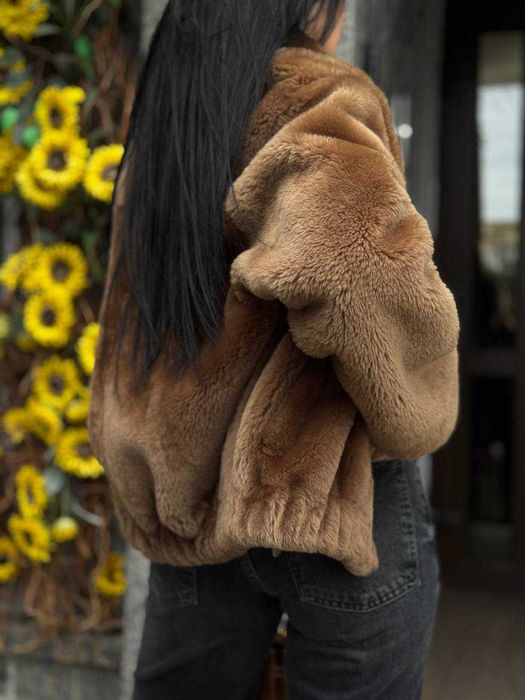 Бомбер із натурального хутра