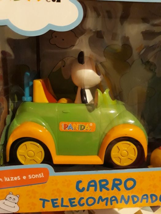 Fisher Price - Cozinha Aprender e Brincar / carro comandado Panda