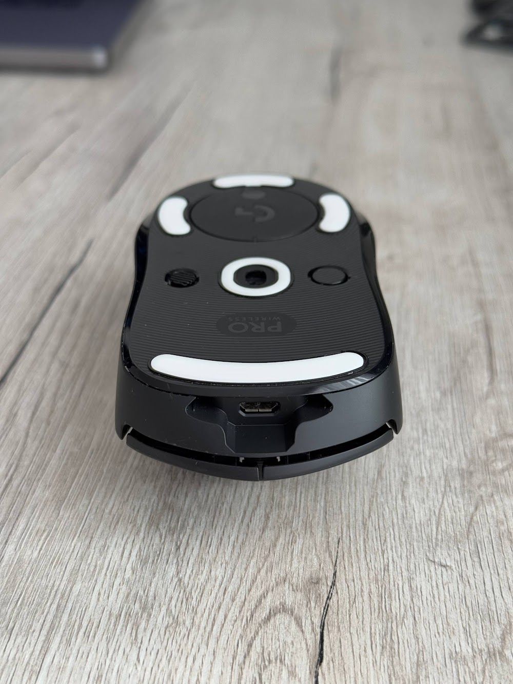 Комп'ютерна миша Logitech G PRO Gaming Mouse (910-005272)
