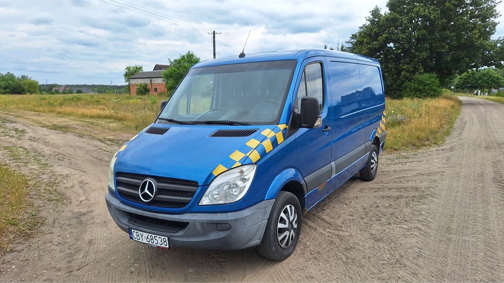 Mercedes Sprinter 211 W906 L2H1 2006r 2.2 CDI 109kM Klima