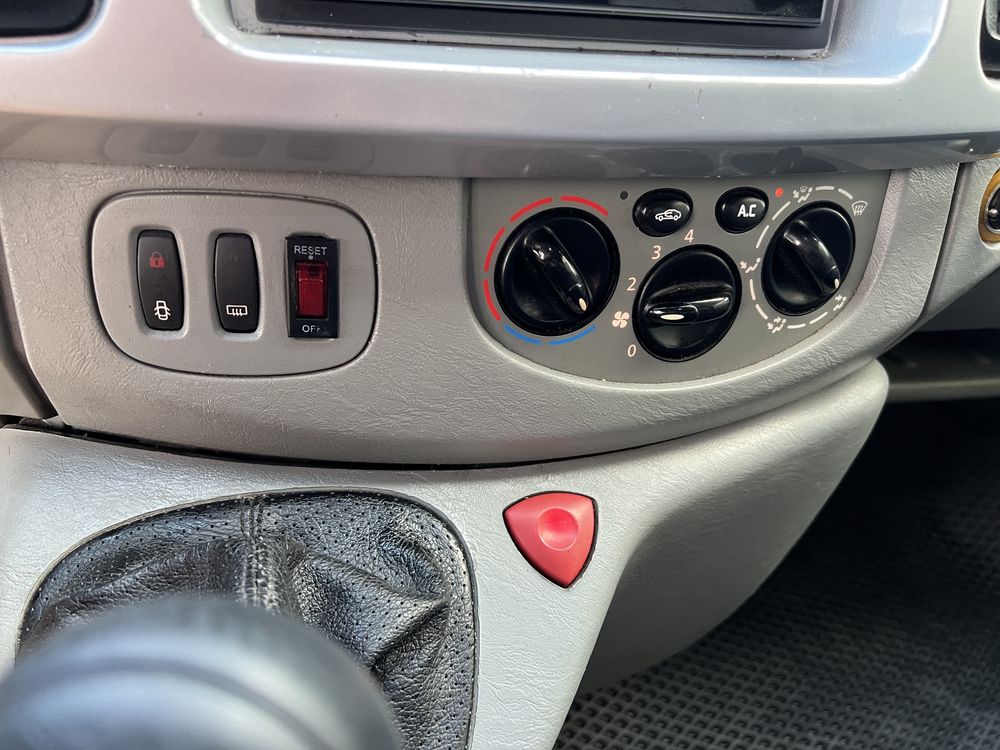 Opel vivaro 1,9 100