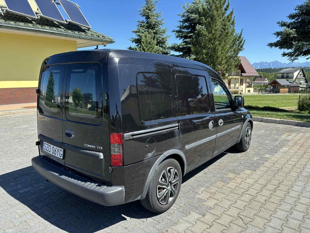 Opel Combo 1.3CDTI !!!