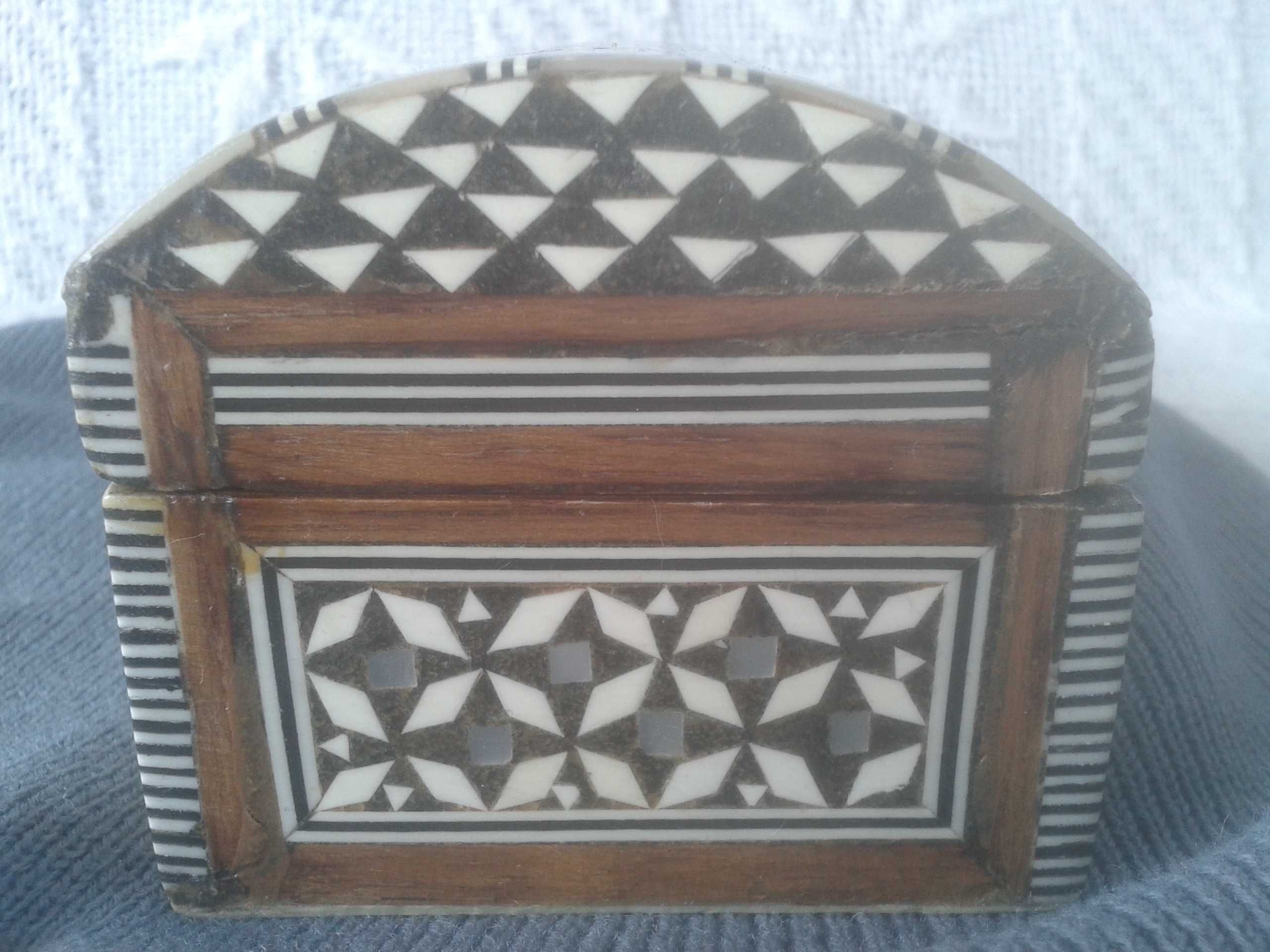 Piękna drewniana szkatułka/pudełko z masą perłową handmade-unikat