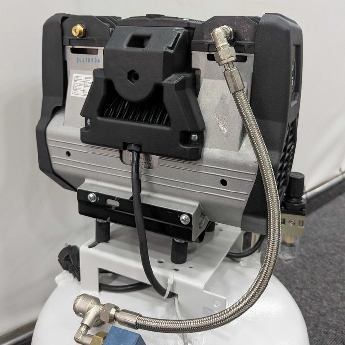 Компресор Eurocompres Italia 2ц 24л 220в