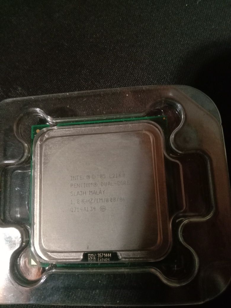 Процесор Intel Pentium