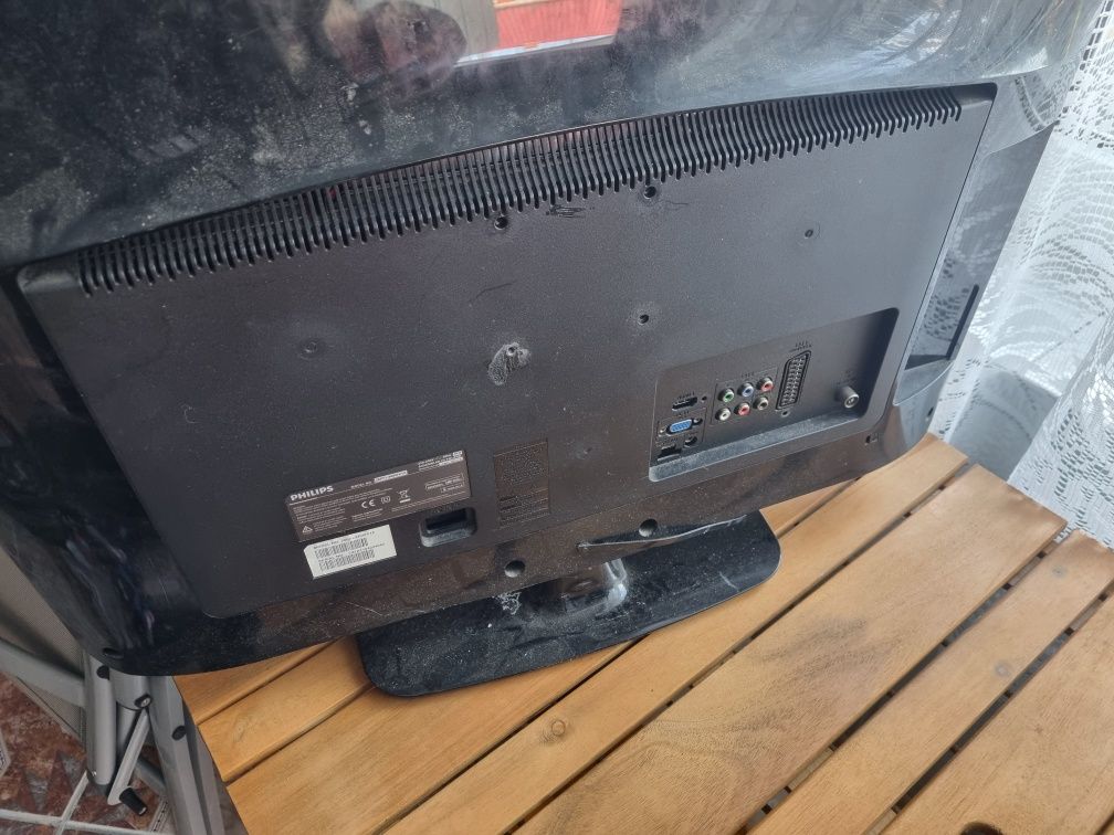Telewizor Philips 26PFL3405H/12 uszkodzony