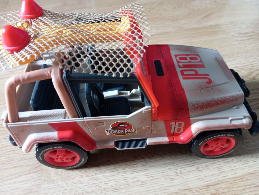 Jurasic Wirld Samochód Jeep z siatką FNP46