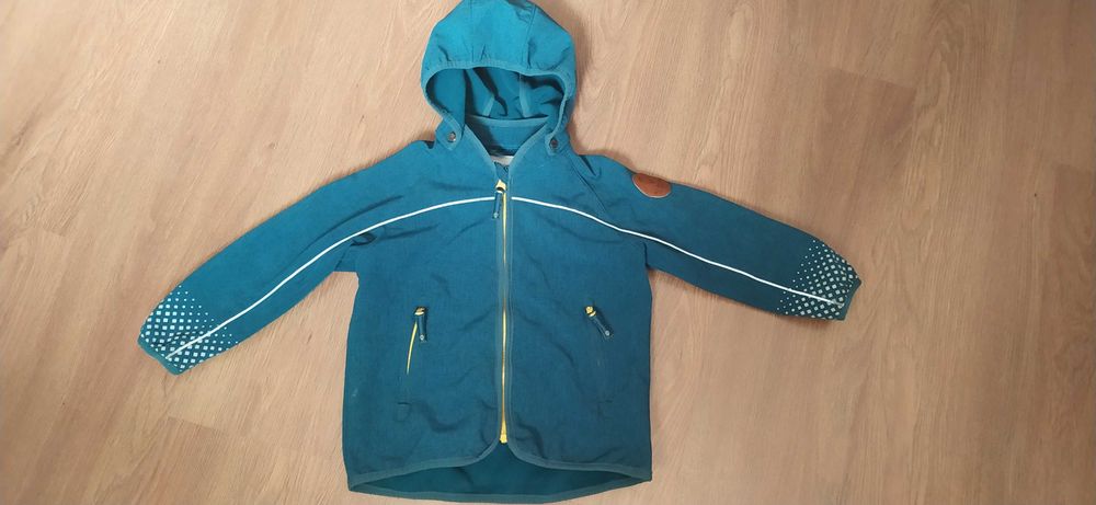 Куртка ізумрудного кольору , курточка Softshell