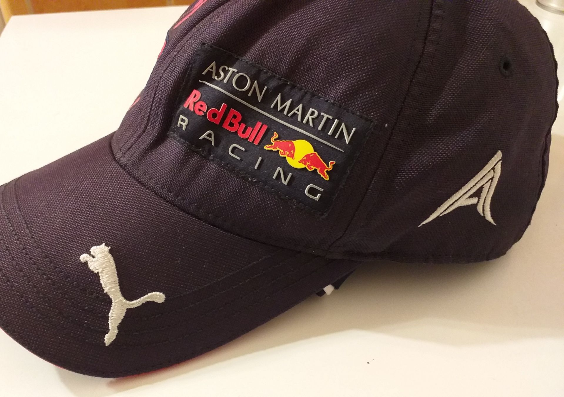 Czapka z daszkiem puma aston Martin red bull Racing
