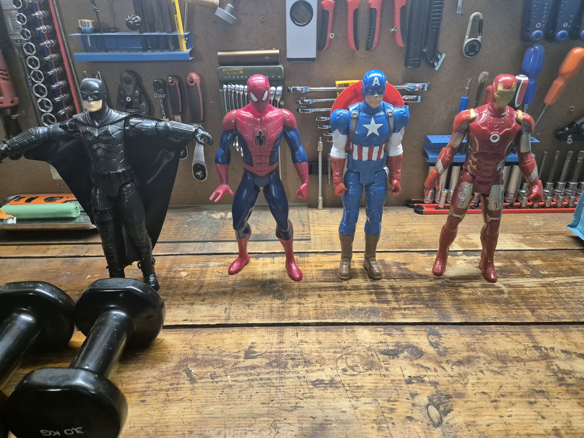 Figurki Marvel (Batman, Ironman Spiderman, Kapitan Ameryka)