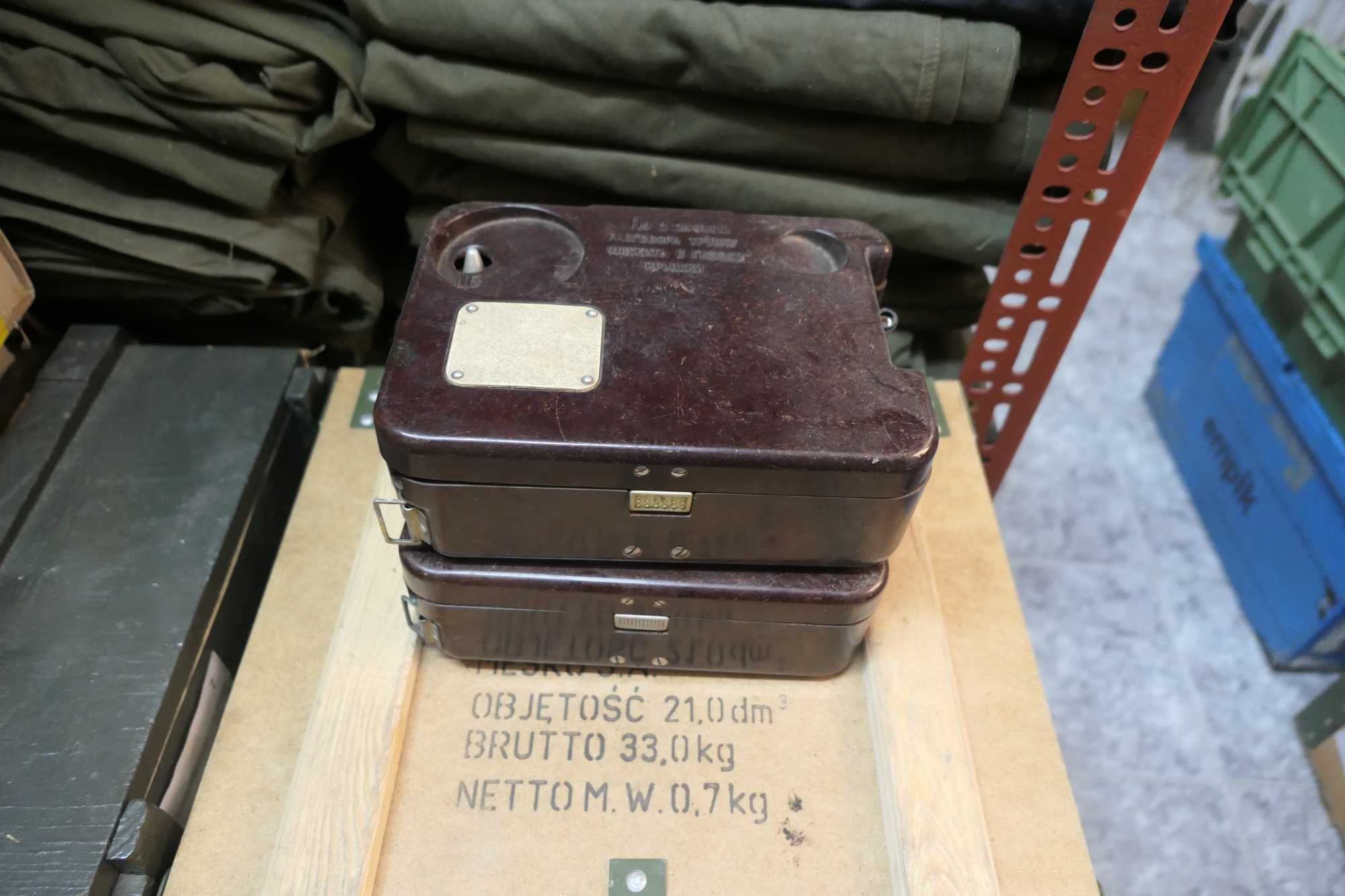 Telefon polowy na korbke
