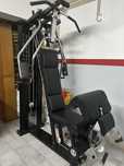 Maquina multifuncional technogym
