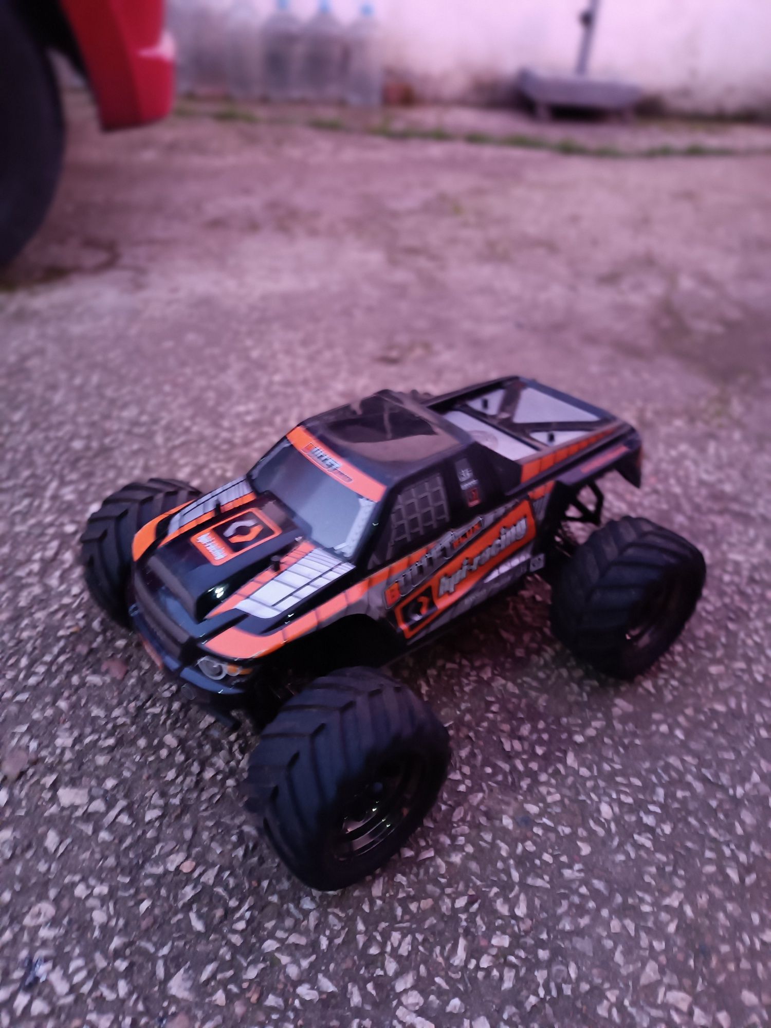 Carro telecomandado BULLET FLUX