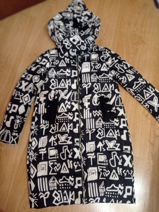 Куртка/пальто тепла, легка  ( р.46-48)