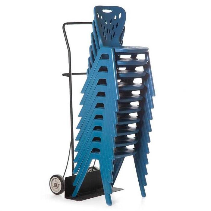 Стілець пластиковий моноблочний.