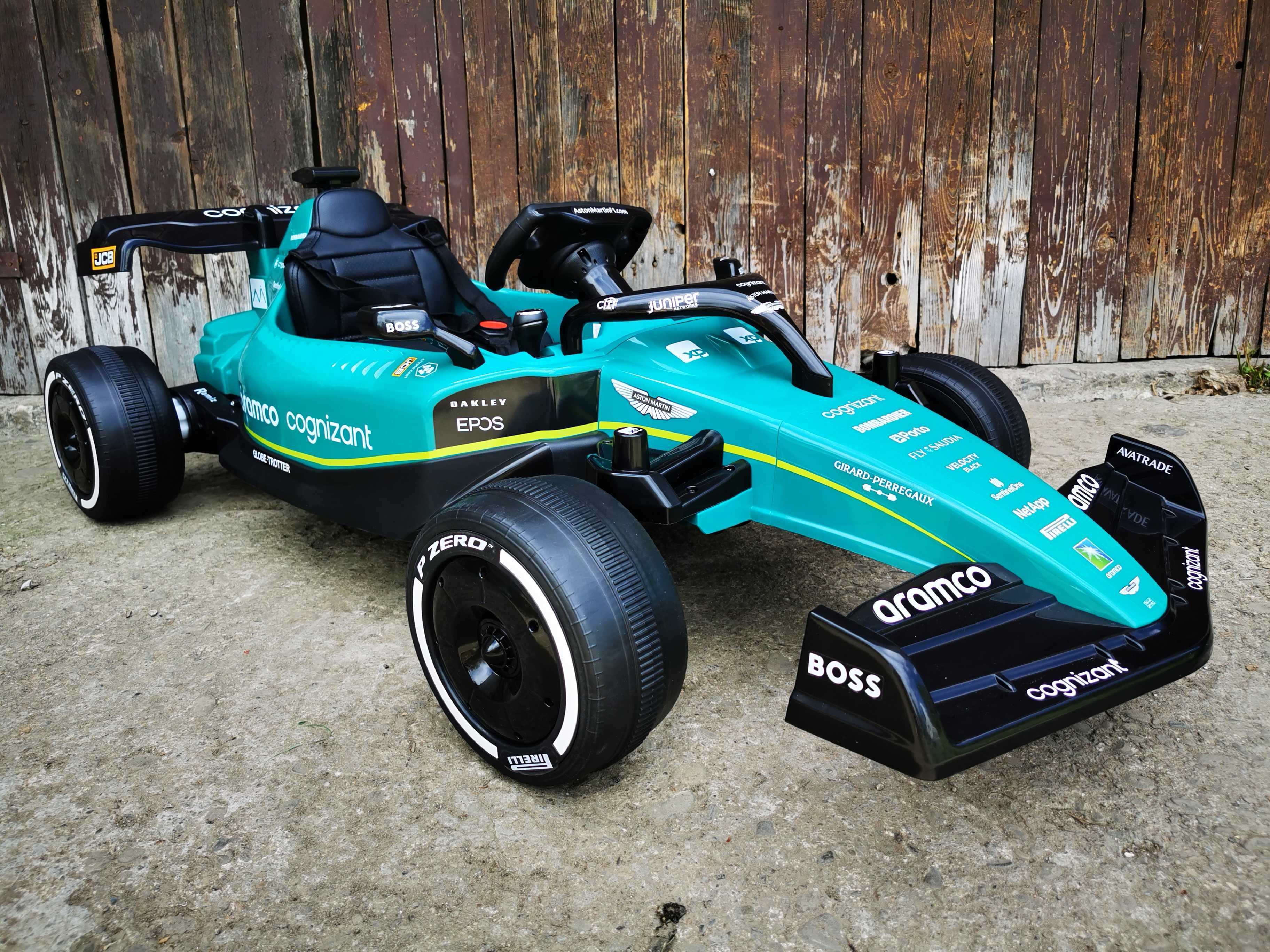 Bolid ASTON MARTIN 4x4 24V Formuła 1 Auto Akumulator Wyścigówka DZIECI