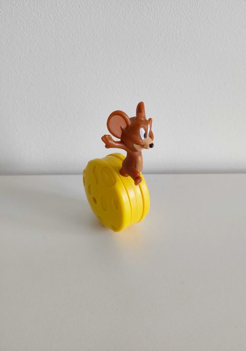" Tom and Jerry " McDonald’s 2021