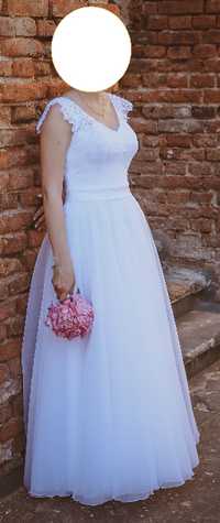 Biała suknia ślubna w rozmiarze 36