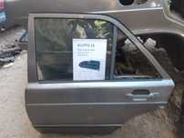 porta trás esquerda Mercedes 190D 1991