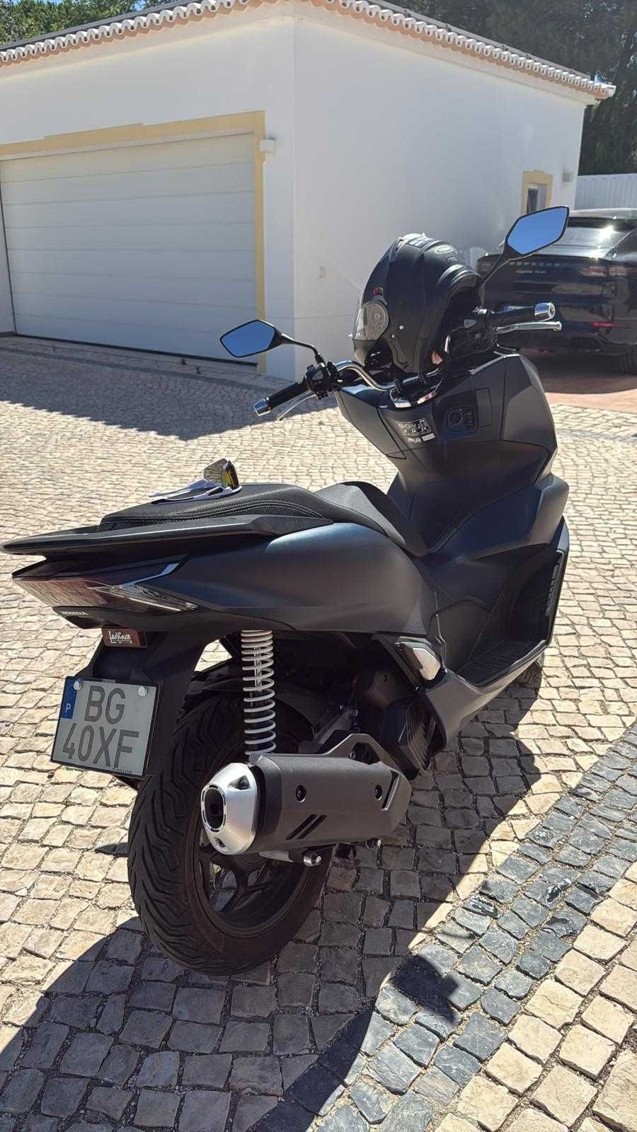 Honda PCX 125ccm Scooter Moto