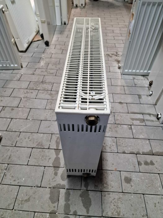 Grzejnik używany 70x50 V22