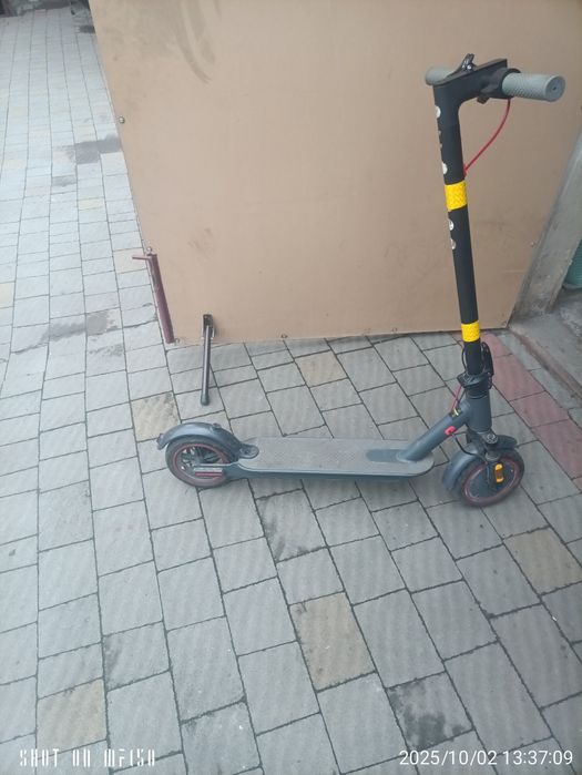 ЕлектросамокатKugoM365Promax