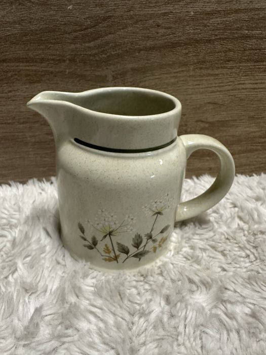 Dzbanek Royal Doulton