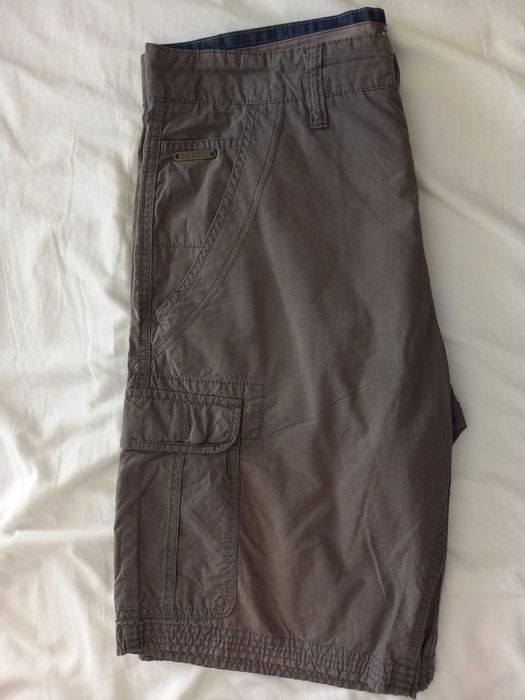 Roupa em 2ªMão SemiNova