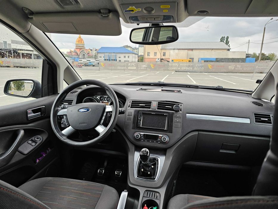 Продається автомобіль Ford C-MAX від власника.
