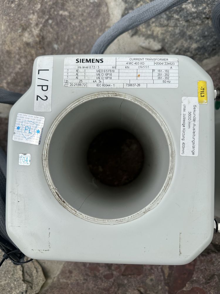 Transformatory prądowe Siemens 150/5/5 A – komplet 3 sztuki