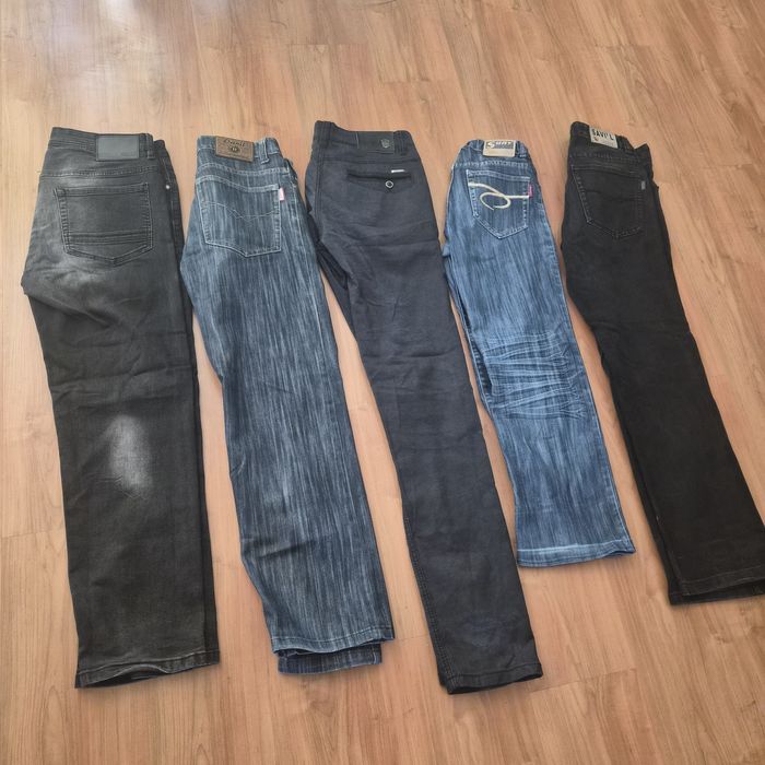 Spodnie jeansowe (rozm. 29-32)