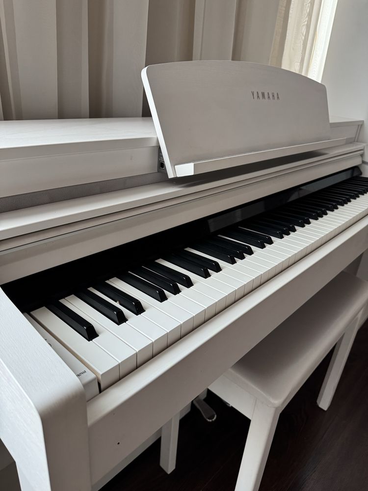Цифровое пианино YAMAHA Clavinova CSP-170 (White)