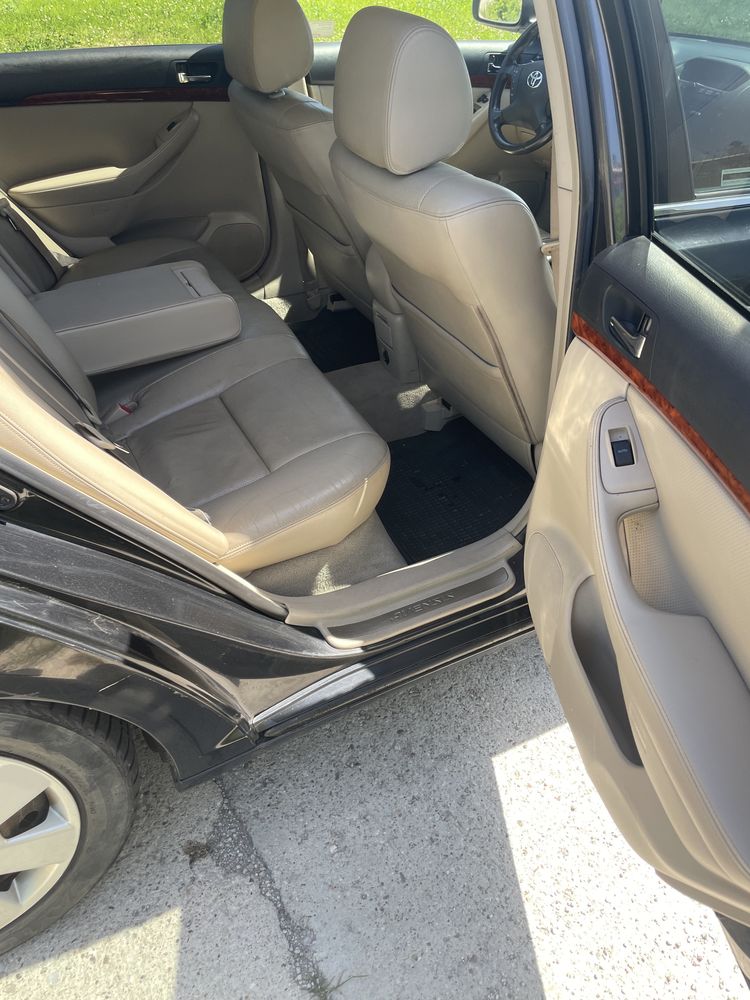 Toyota Avensis T25 2.0 *Nowe sprzęgło *