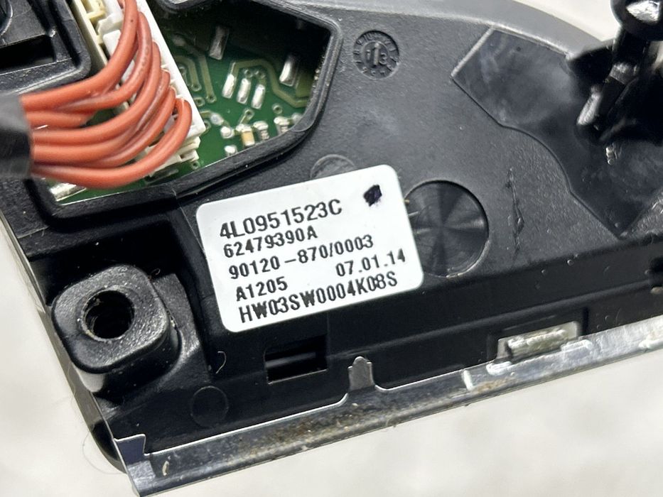 Блок кнопок руля 4L0951523CXHA для Audi A4 B8 2007-2015
