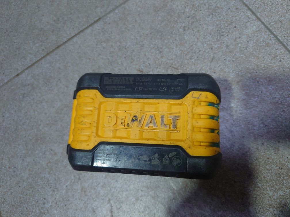 Аккумулятор DeWalt 18-54v 9ah.