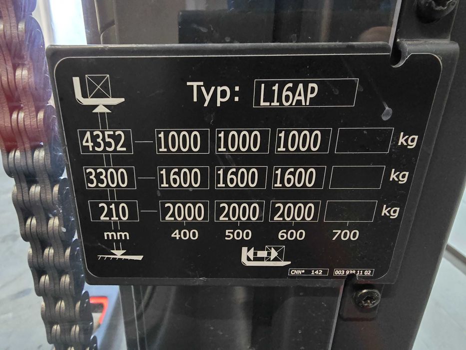 Штабелер самохідний Linde 1.4 тонни, підйом 4,352 метра 2021 рік