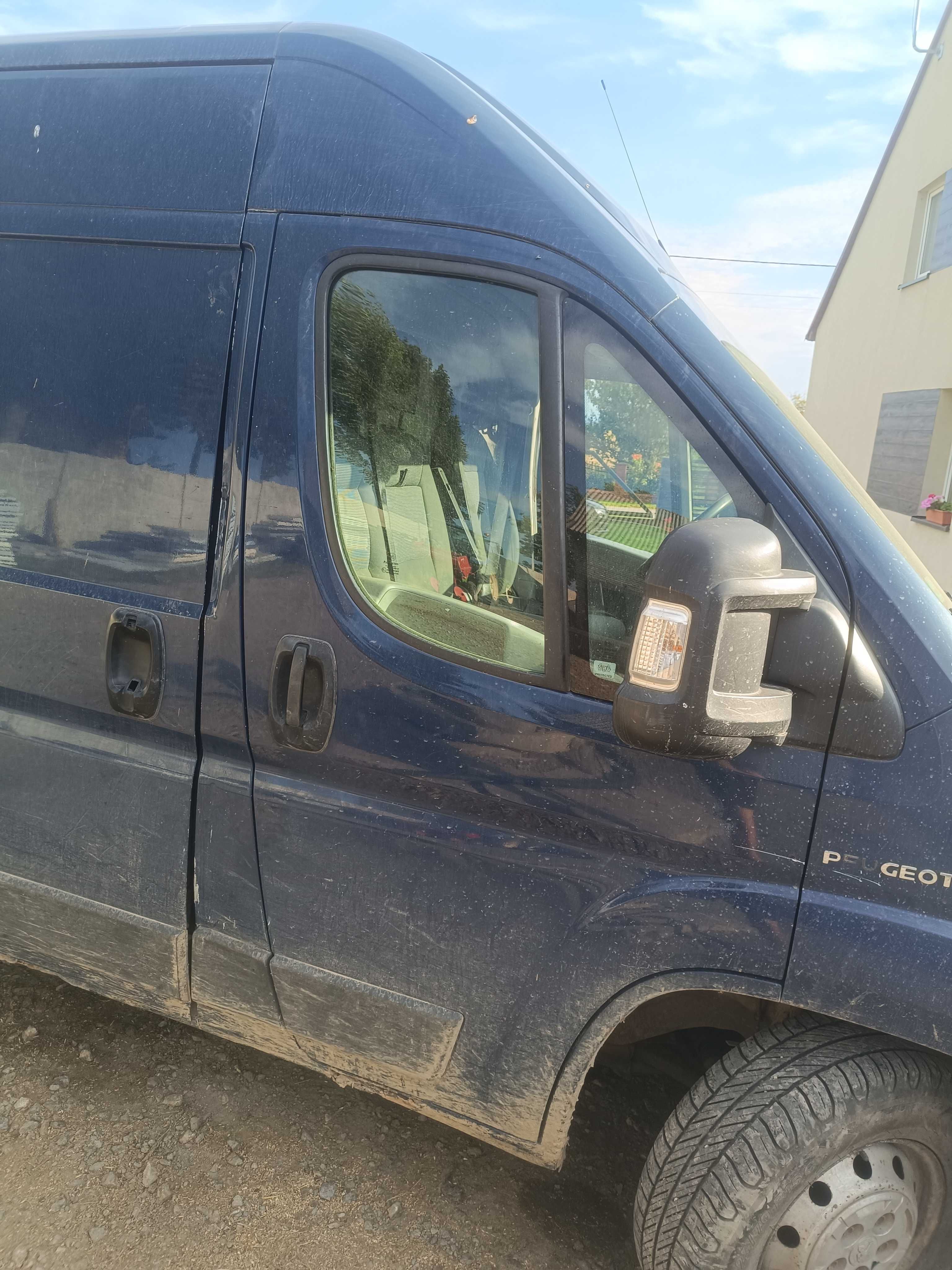 Peugeot boxer 2.2 2007 rok