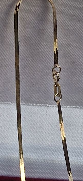 Łańcuszek Cudo delikatny 375 w firmowym pudełku Elisabeth Duke