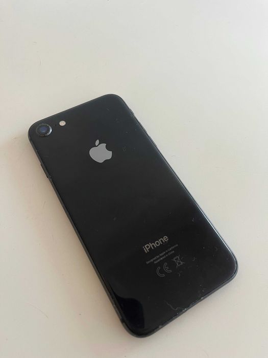 Vendo Iphone 8 64GB em bom estado