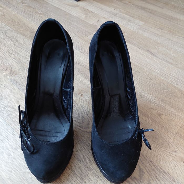 Туфлі замшеві 37 розмір